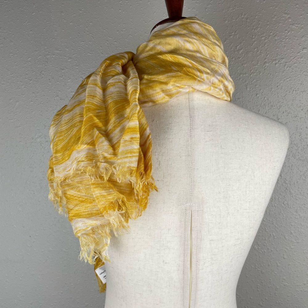 Halogen Rayon Scarf EUC - Picture 4 of 6